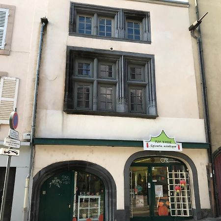 3 chambres en lit double, 6 personnes, dans appartement entièrement rénové, 70 m2 , WIFI,Climatisation, très calme , tout équipé,lit bébé Clermont-Ferrand Exterior foto