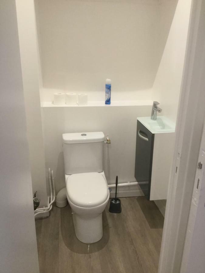 3 chambres en lit double, 6 personnes, dans appartement entièrement rénové, 70 m2 , WIFI,Climatisation, très calme , tout équipé,lit bébé Clermont-Ferrand Exterior foto