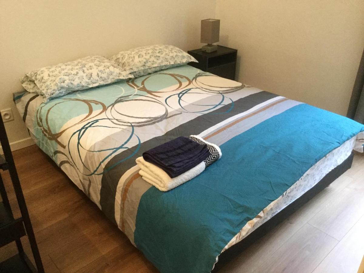 3 chambres en lit double, 6 personnes, dans appartement entièrement rénové, 70 m2 , WIFI,Climatisation, très calme , tout équipé,lit bébé Clermont-Ferrand Exterior foto